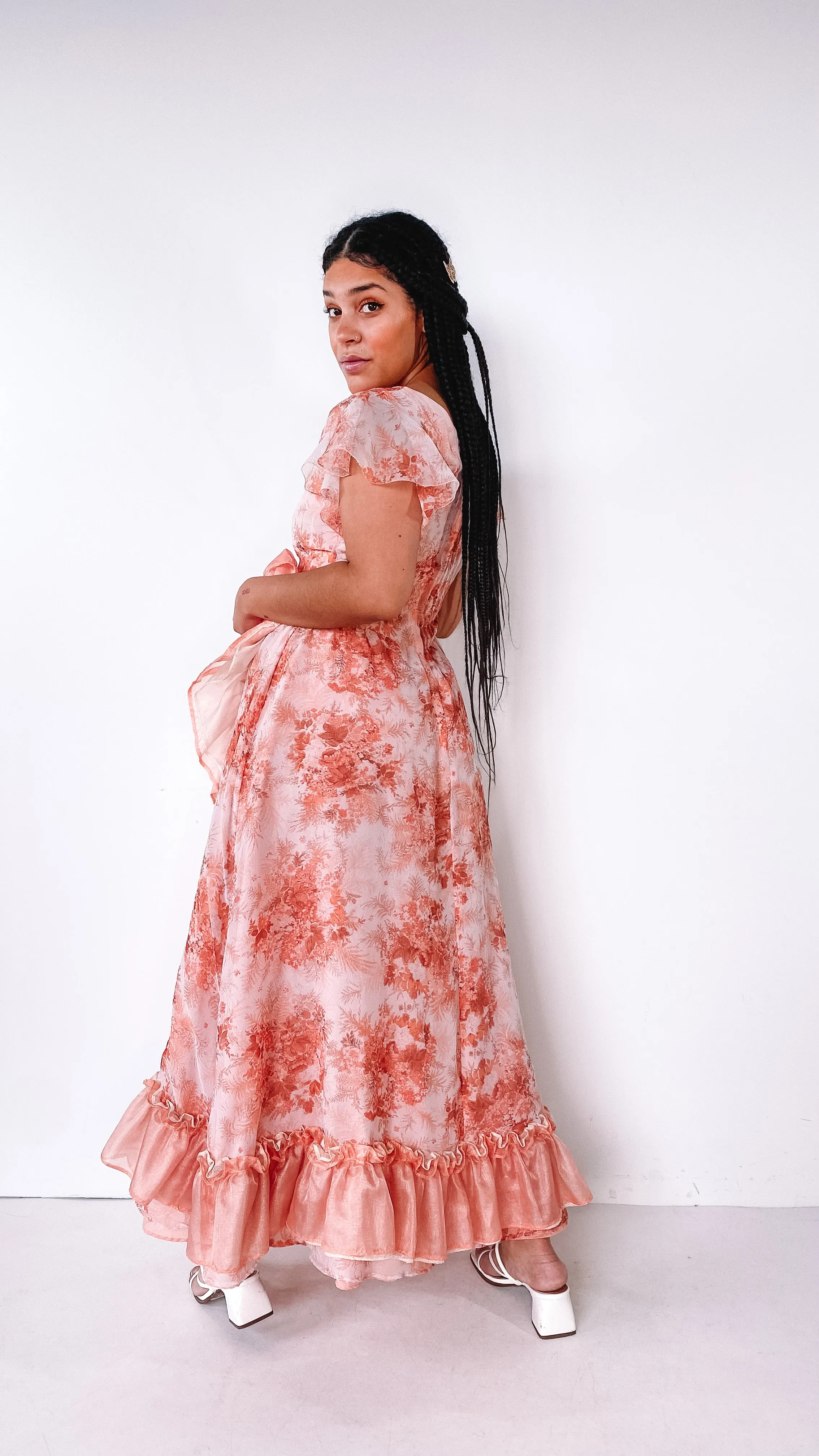 1970s Floral Peach Ruffle Maxi Dress, sz. L