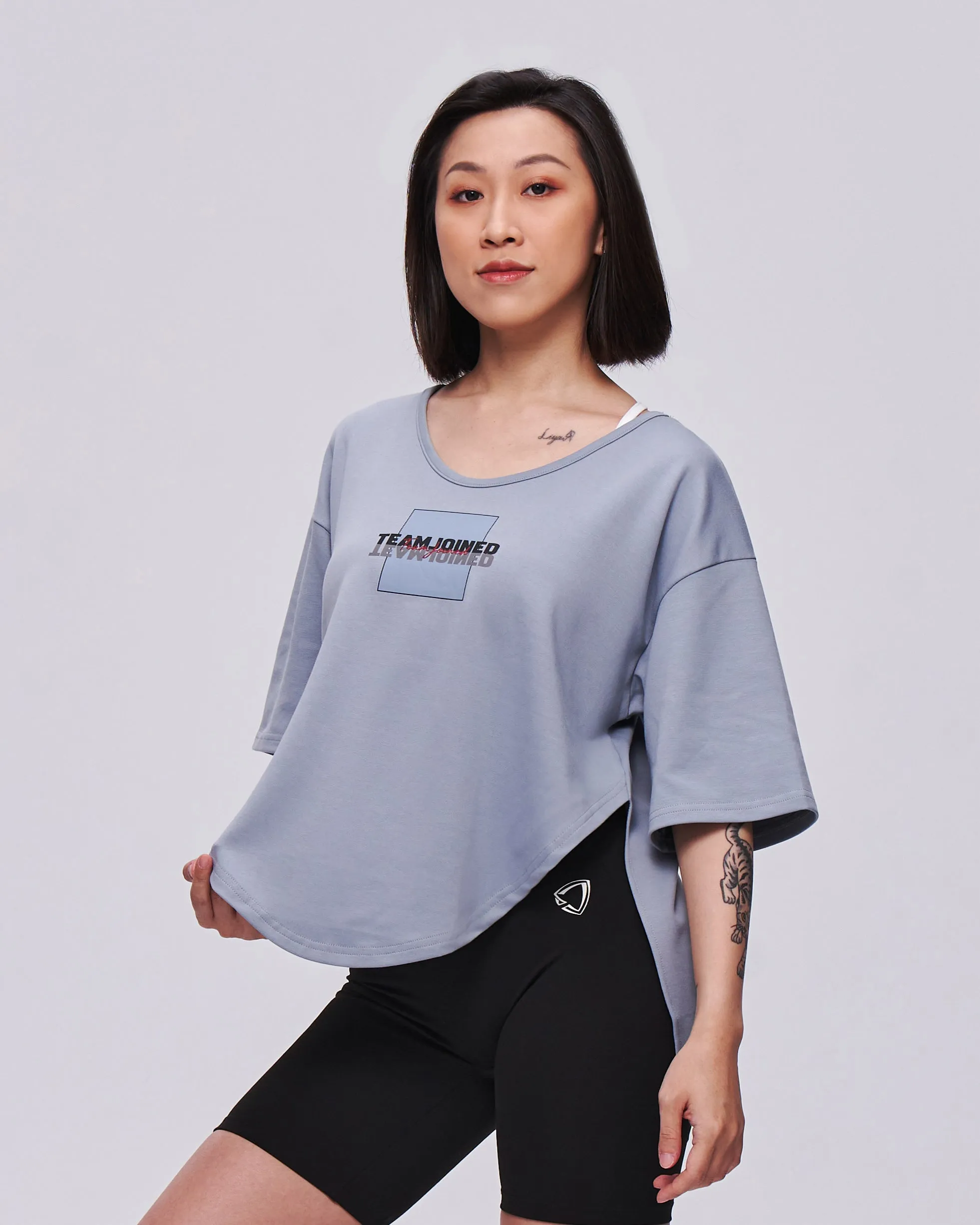 Asymmetry Hem Loose Tee