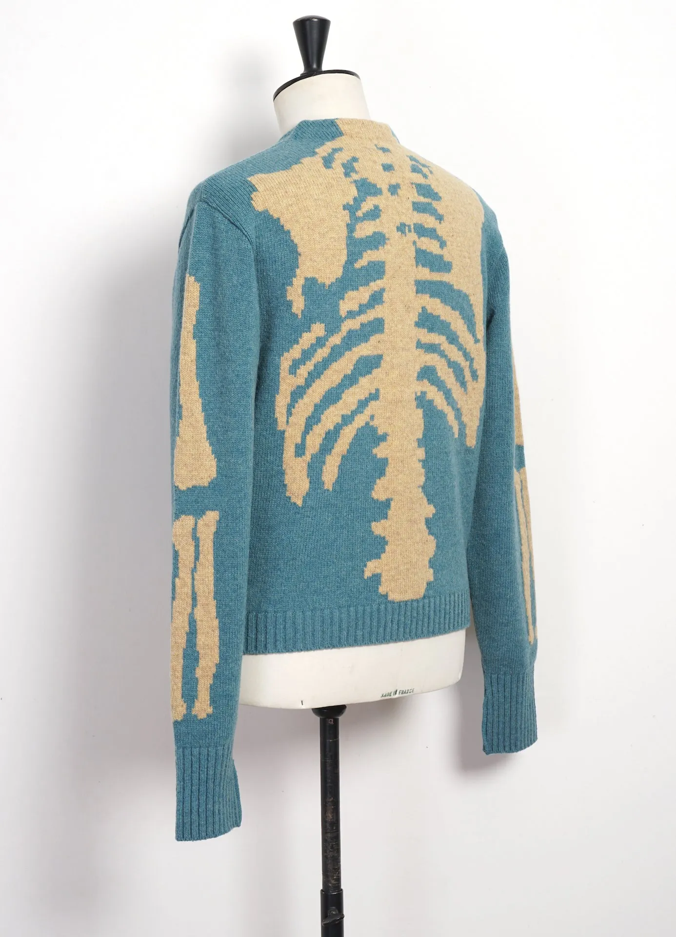 BONE | 5G Cropped Wool Cardigan in Sax Blue - Stylish and Cozy Knitwear for Effortless Layering