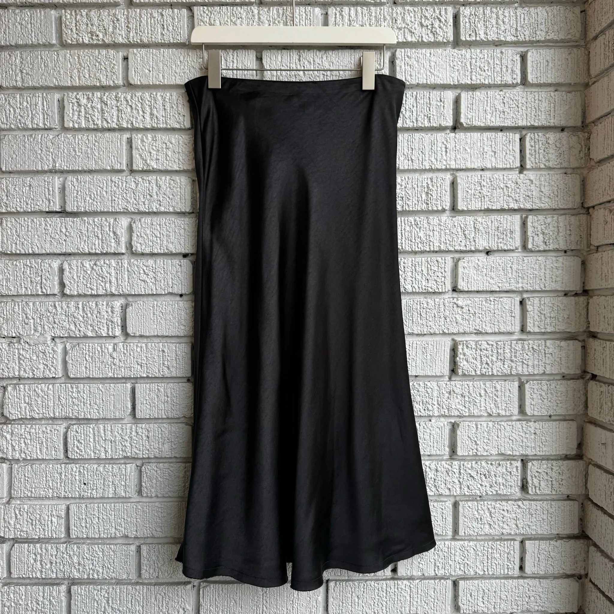 CHESTER Slip Skirt