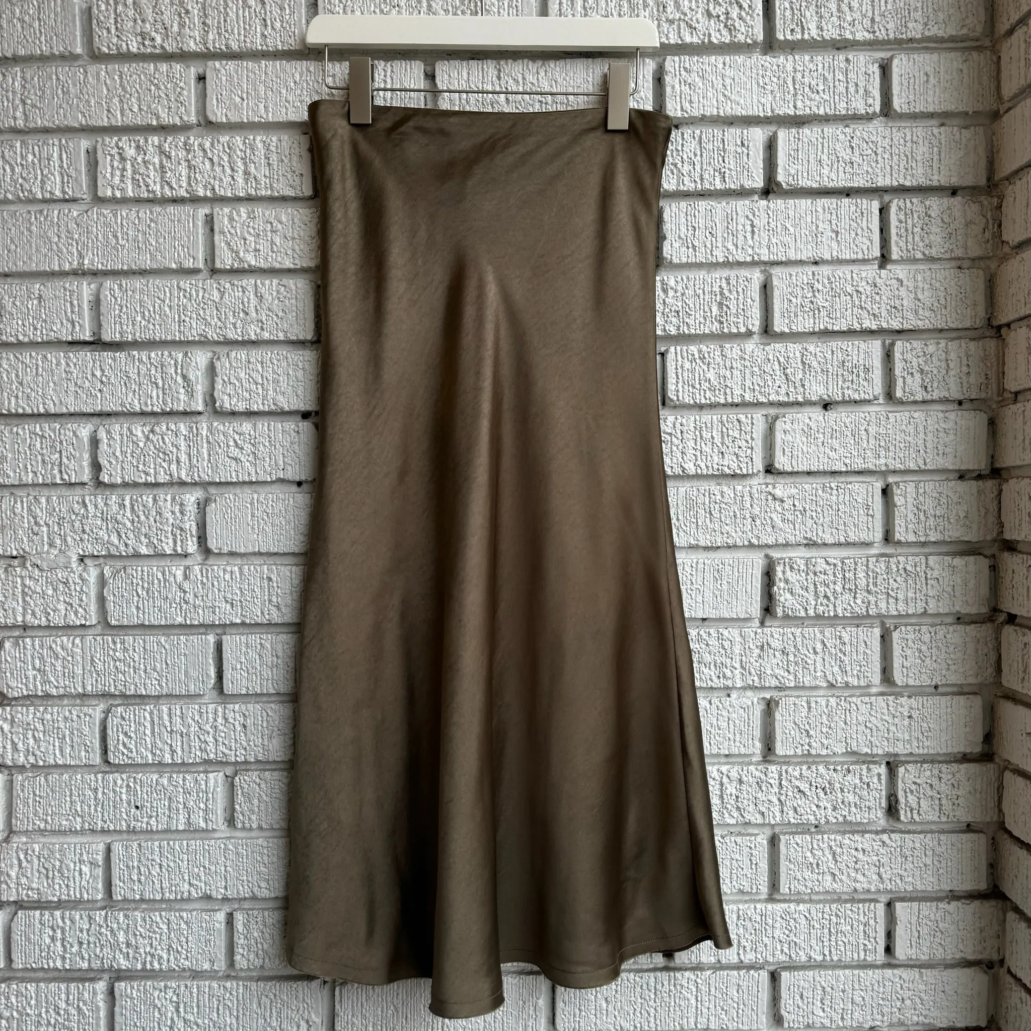 CHESTER Slip Skirt