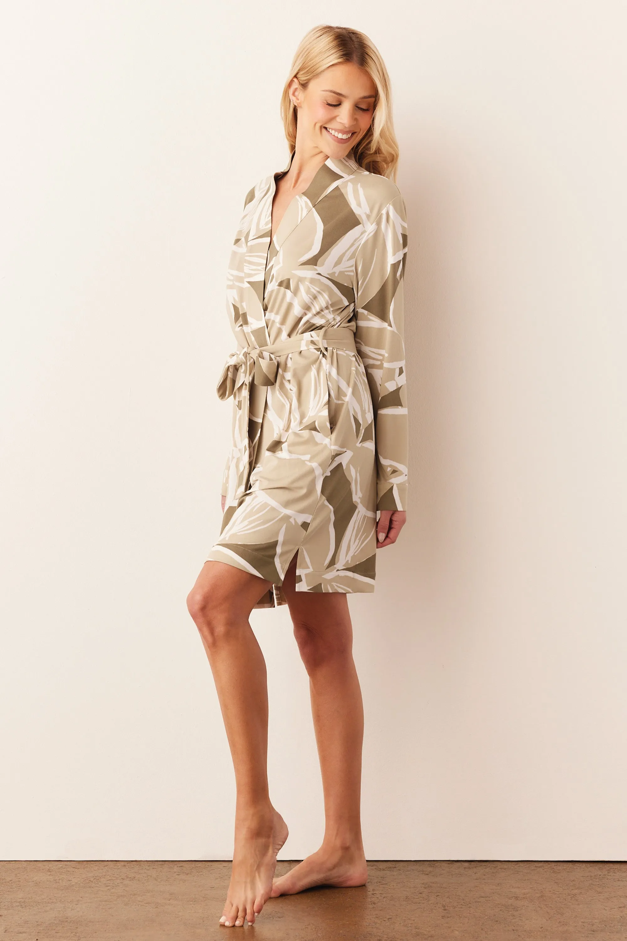 Meadow Classic Short Robe | Fern