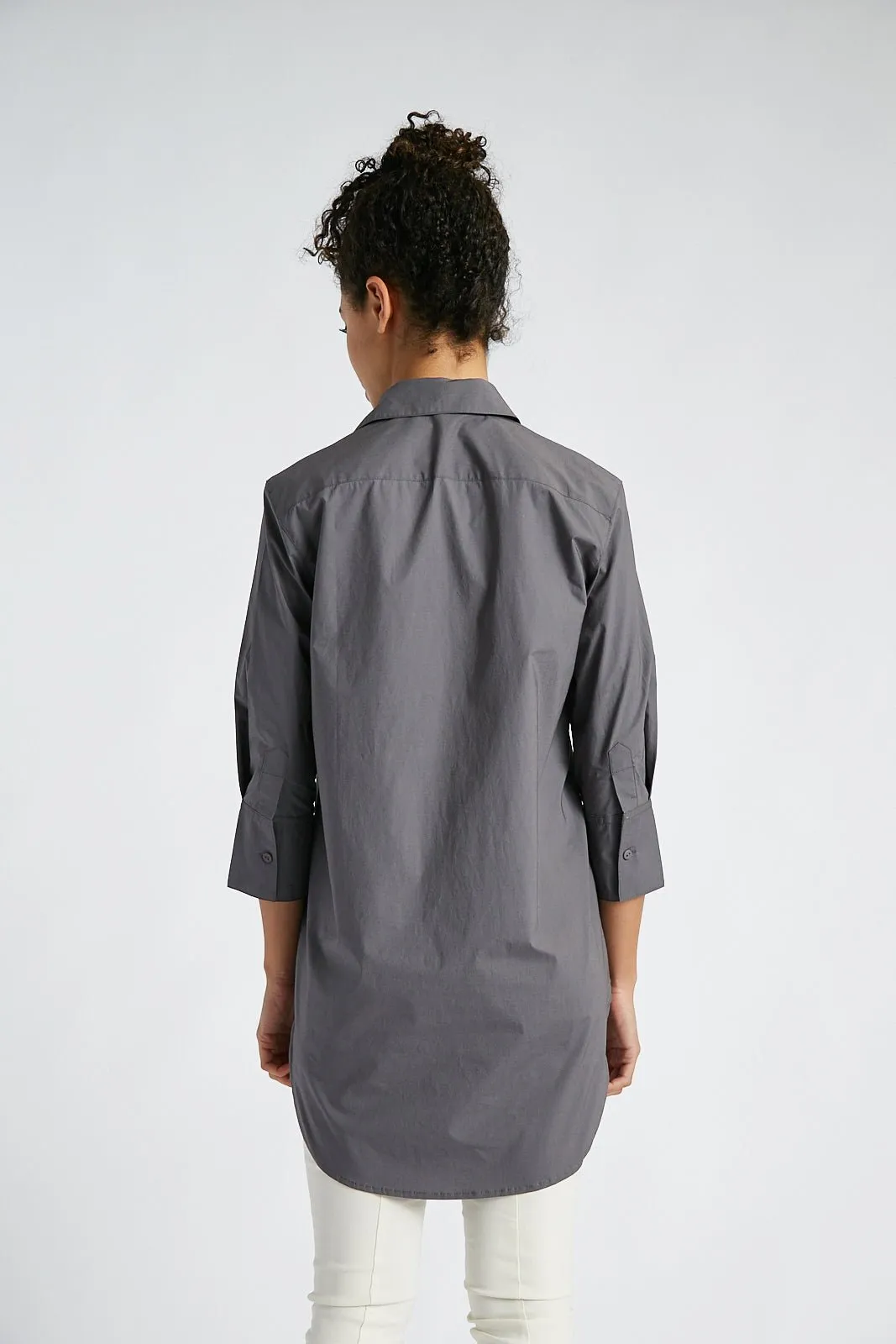 SARLA LONG BUTTON DOWN SHIRT IN ITALIAN STRETCH POPLIN