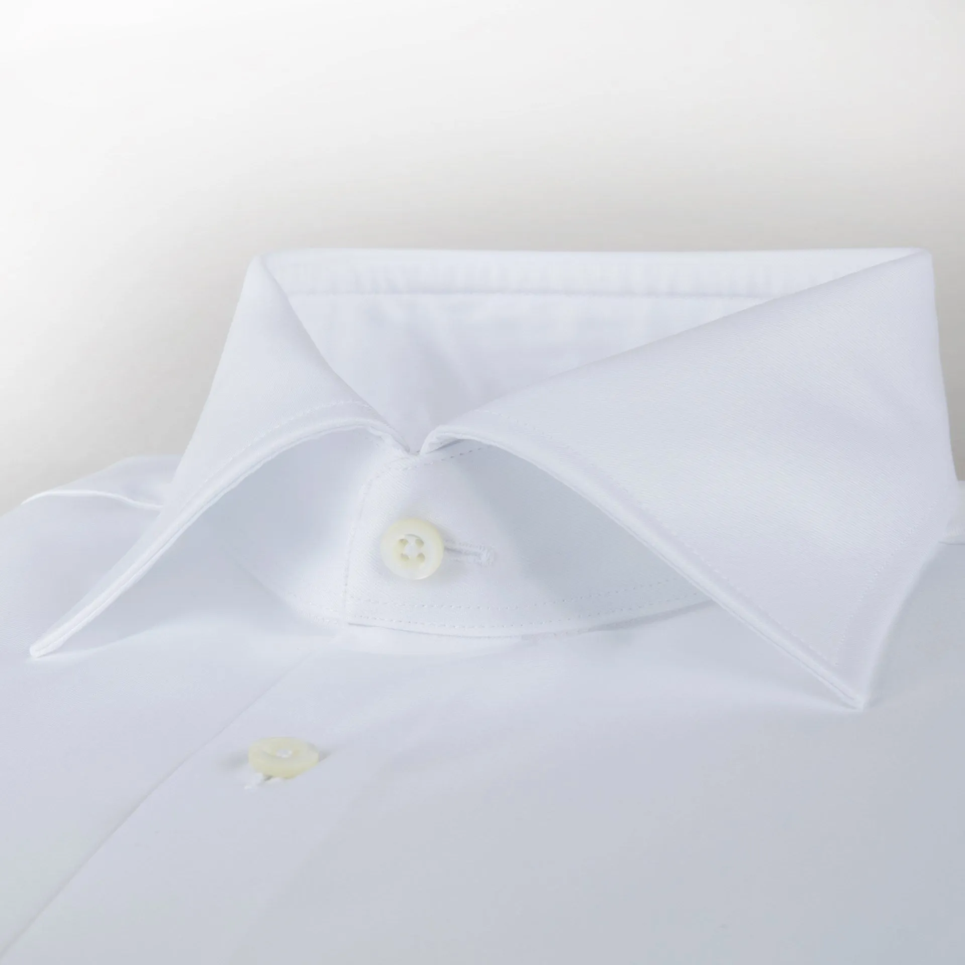 Superior Twill Shirt/Fitted  | White